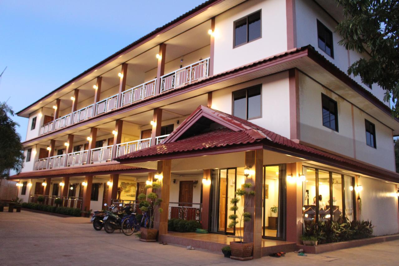 Nanbaankhun Hotel Εξωτερικό φωτογραφία