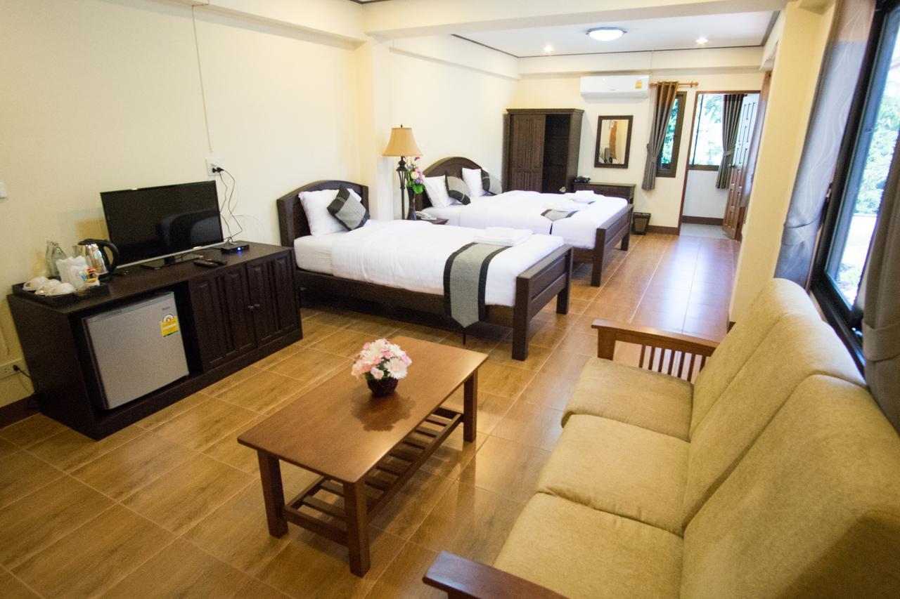 Nanbaankhun Hotel Εξωτερικό φωτογραφία