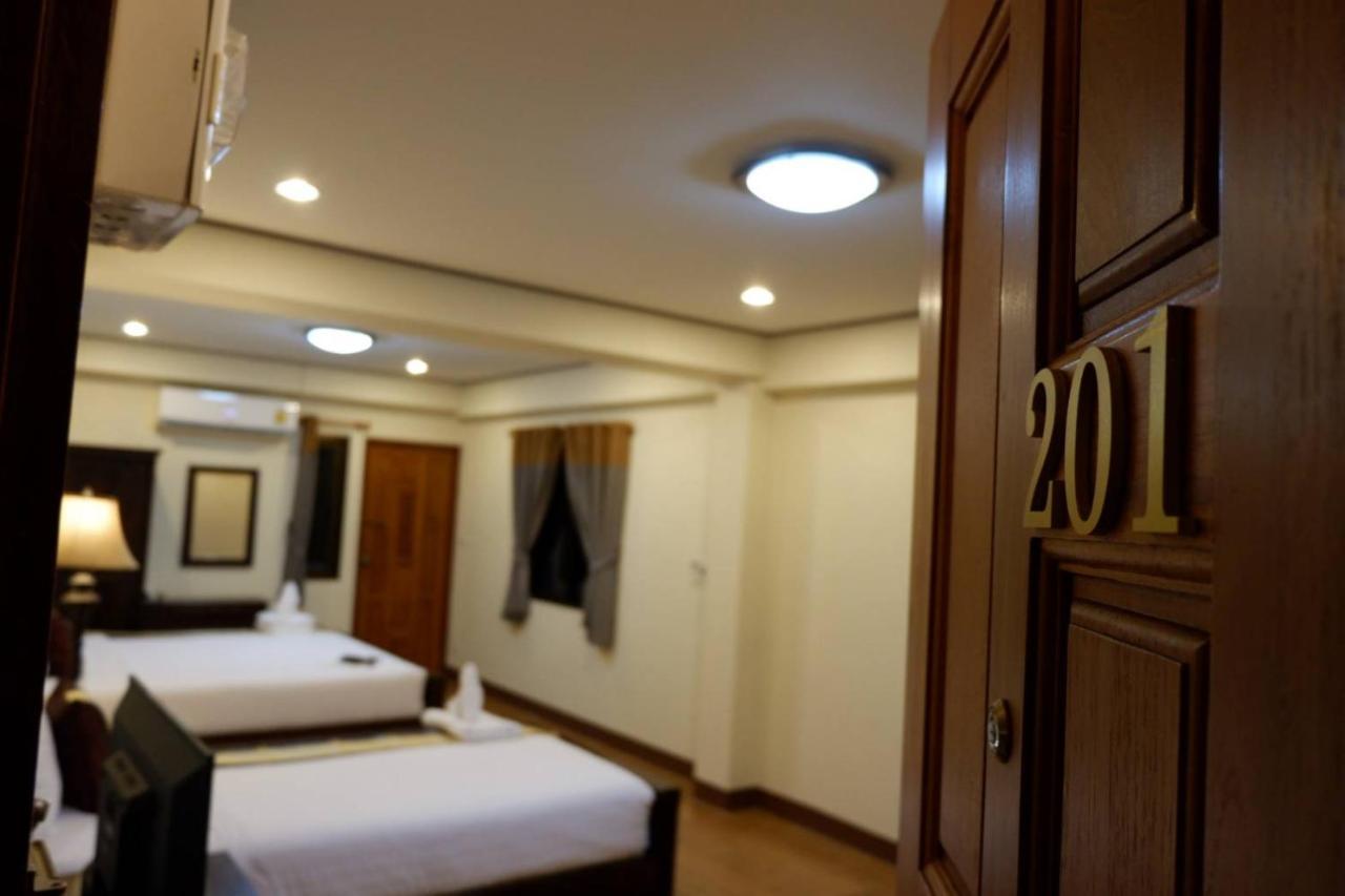 Nanbaankhun Hotel Εξωτερικό φωτογραφία