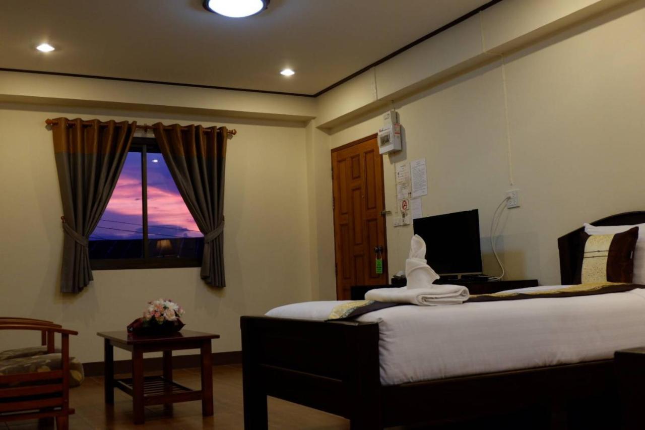 Nanbaankhun Hotel Εξωτερικό φωτογραφία