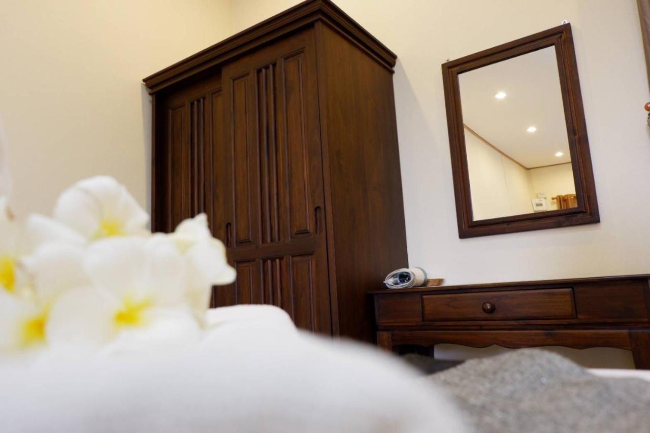 Nanbaankhun Hotel Εξωτερικό φωτογραφία