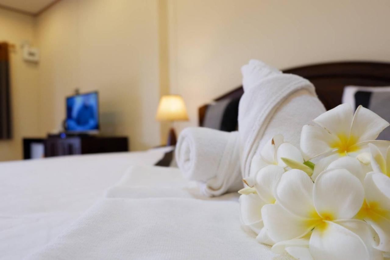 Nanbaankhun Hotel Εξωτερικό φωτογραφία